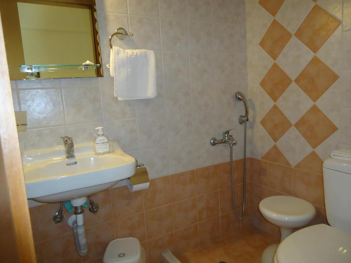 Ενοικιαζόμενα Δωμάτια "Ολγα" Loutra Ipatis Bagian luar foto